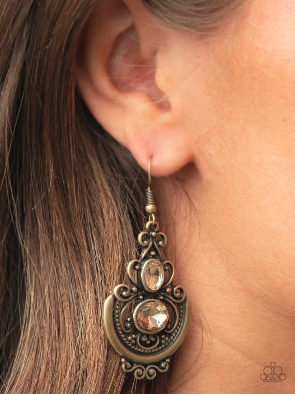 Paparazzi Jewelry Accessories - Unlimited Vacation - Brass Earrings - Vintage